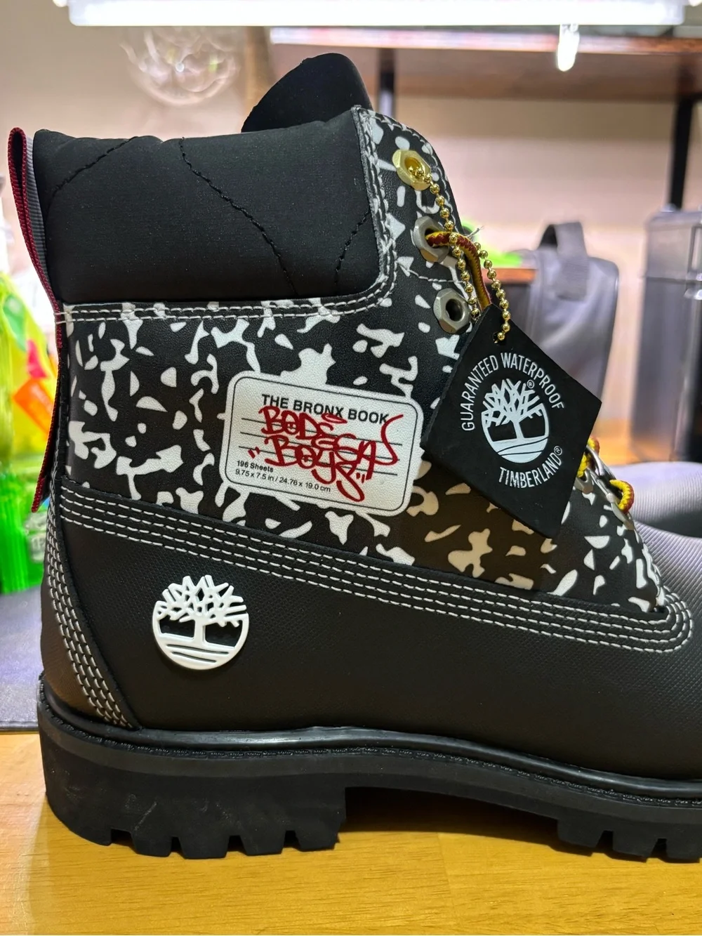 TIMBERLAND THE BRONX BOOK BODEGA “BOYS” DESUS & MERO BOOTS MENS.